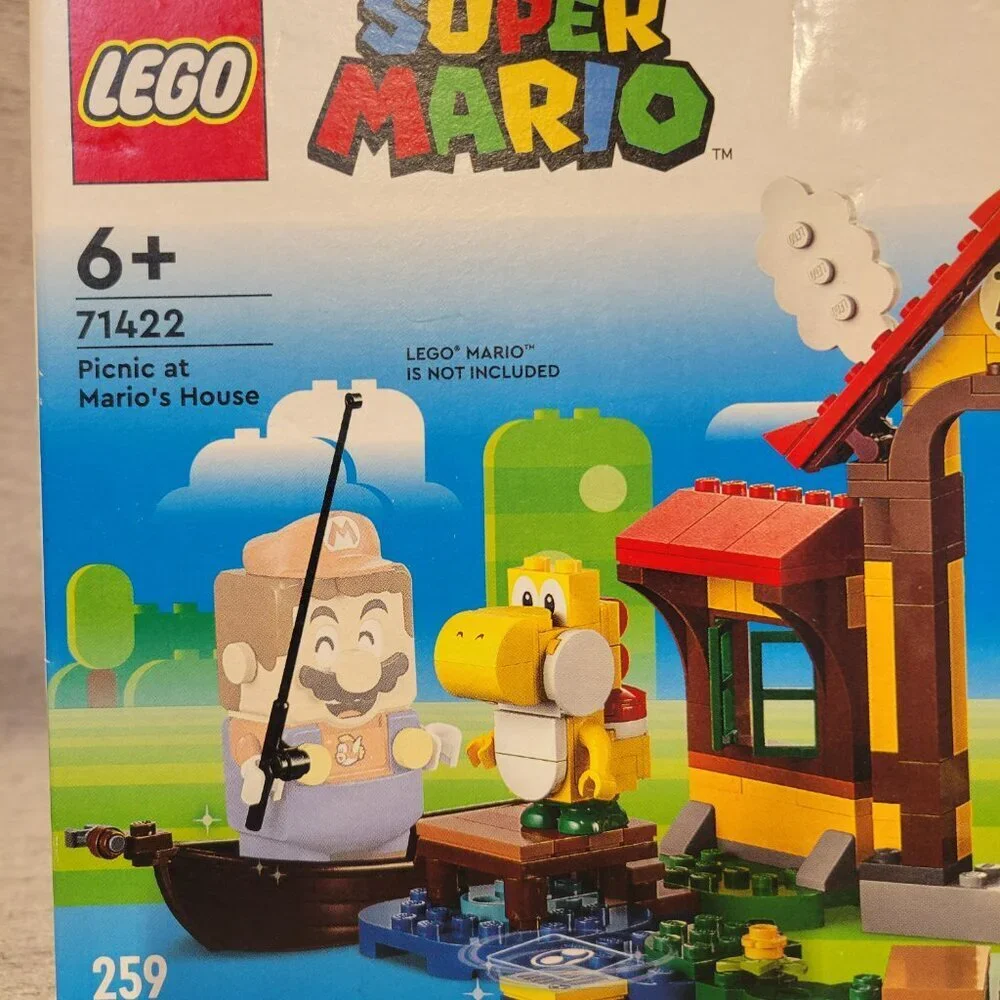 Lego Super Mario Picnic at Mario's House 71422
